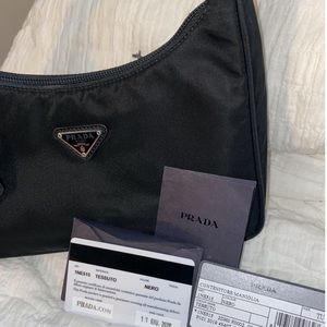 Prada Re-edition 2000s Nylon Bag